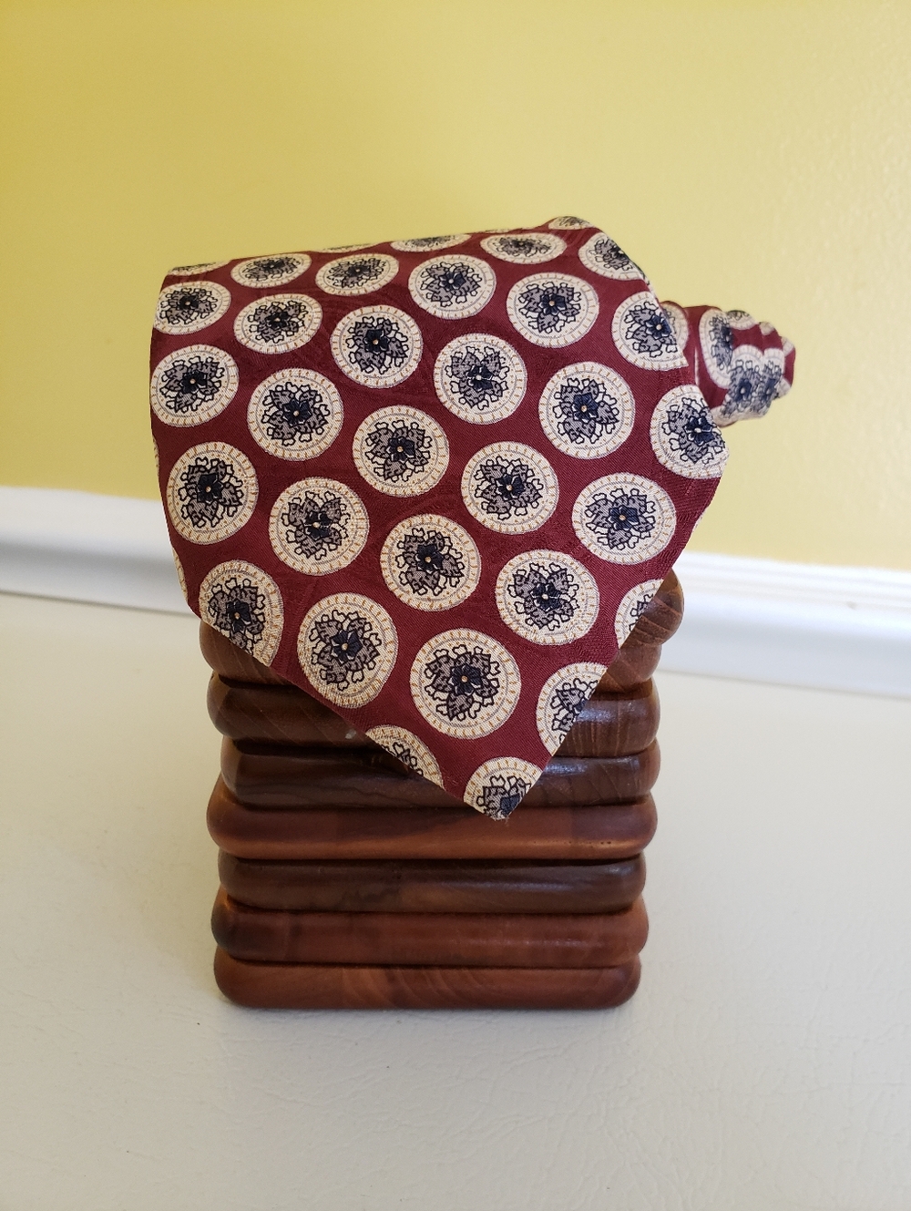 NWOT! ROBERT TALBOTT BOC Men's Silk Medallion Neck Tie (57"x3.75") Maroon/Blue